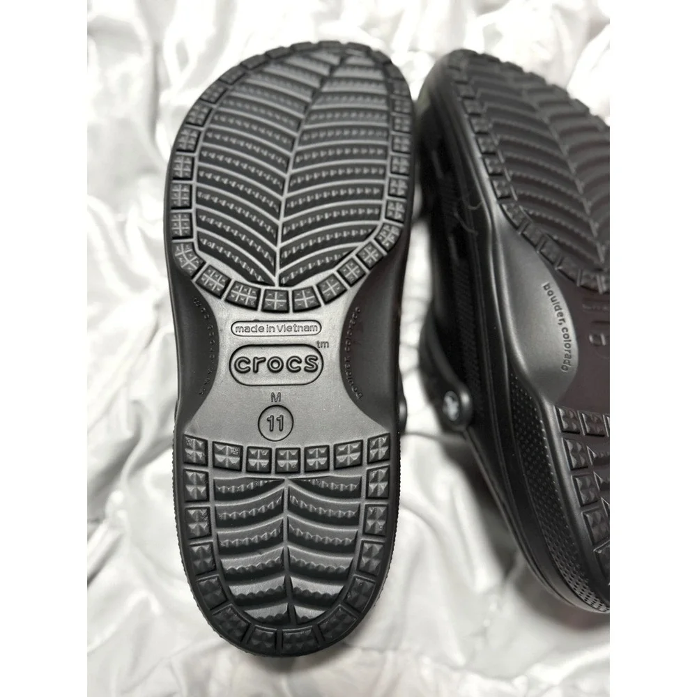 Crocs Baya Lined Clog Black Men 11 Fuzzy Fleece Warm Slip On 205969-060 NEW